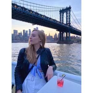 Meet your Posher, Abigail